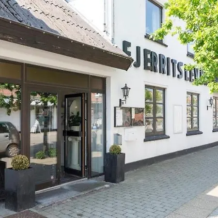 מלון Fjerritslev Kro Fjerritslev